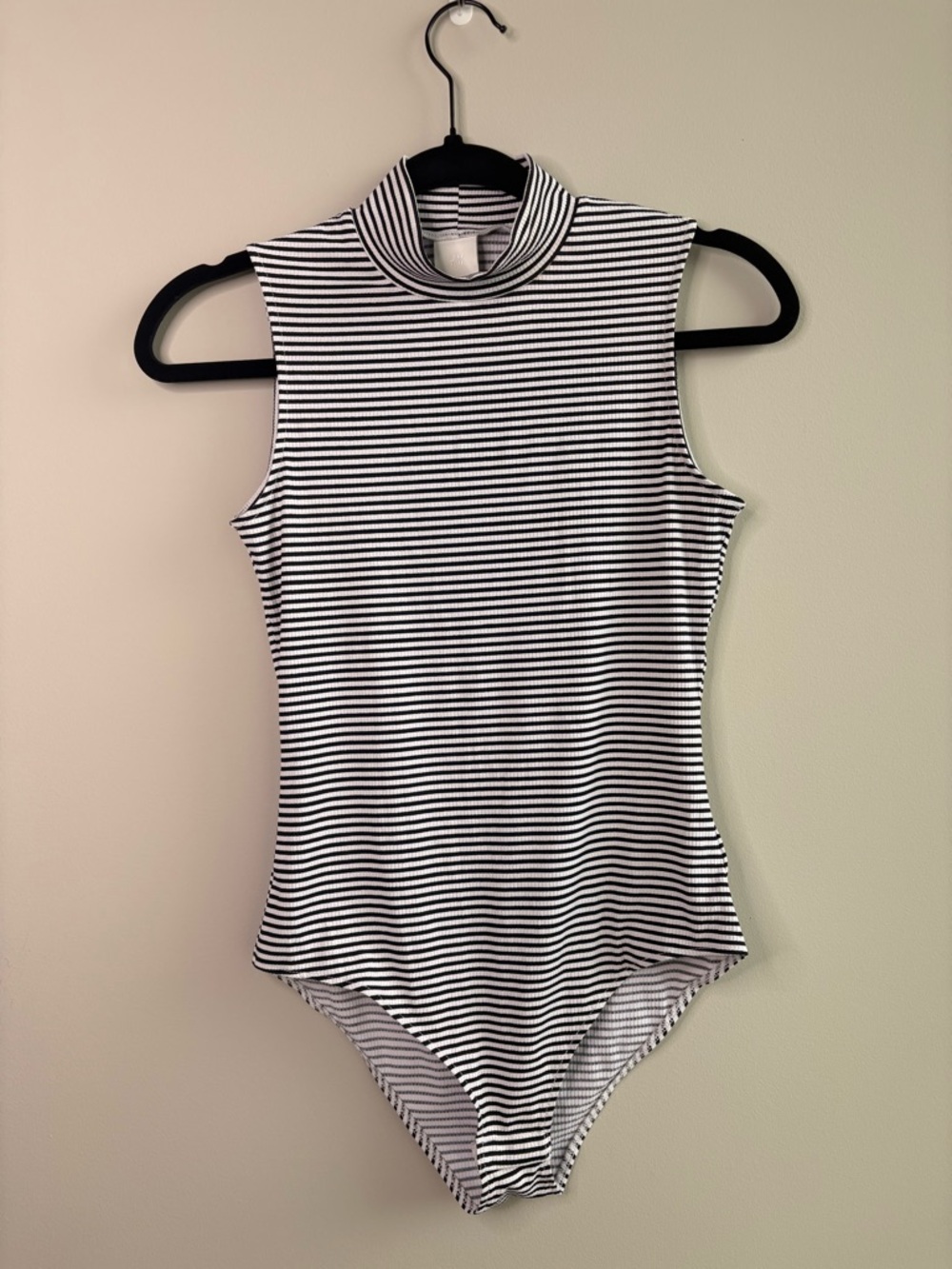 H&M Black & White Striped Mock Neck Sleeveless Bodysuit